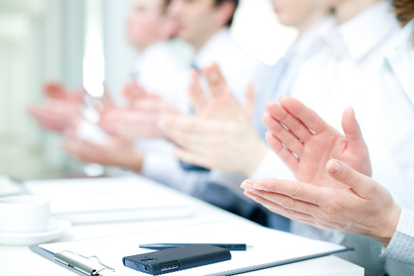 ����������λ��־�ں�