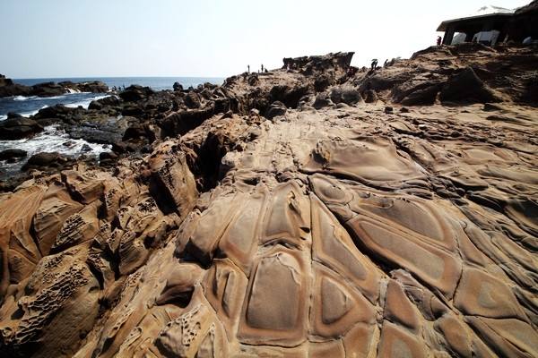 高一地理教开云kaiyun(中国)教案：陆地环境的组成—岩石