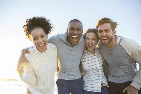 �Ŷӱ�����ӱ�ں�