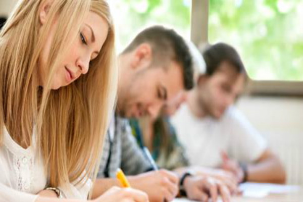 ��ѧ�༶�ںţ������ڷܣ�������Խ��