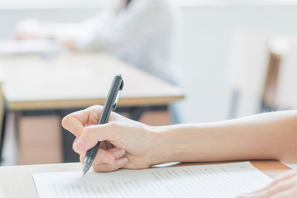 ��У��ʦ�����������ִ�