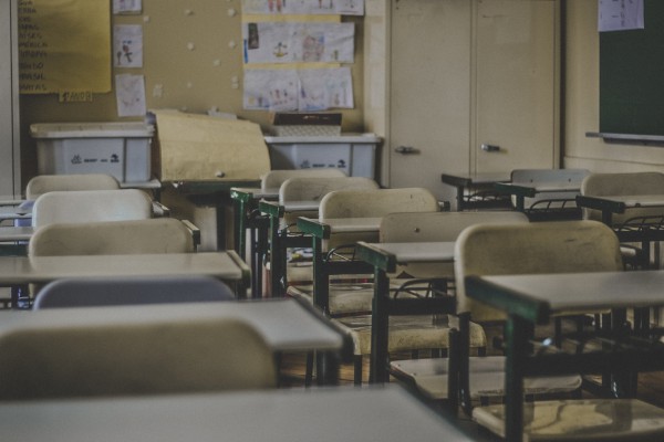 初二上学期物理期中试题附答案