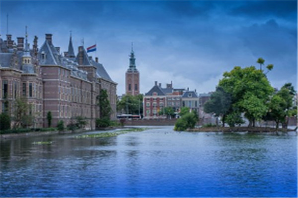 ������ѧ�˴�����רҵ�Լ�ԺУ�Ƽ�